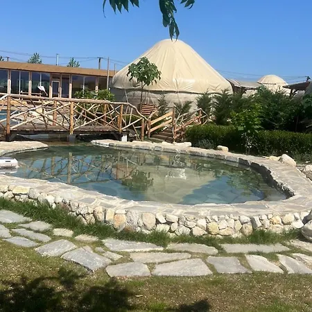 Луксозна палатка Eco Yurt Glamping With Campfire Wildflowers & Nature Trails Dengri Eco *